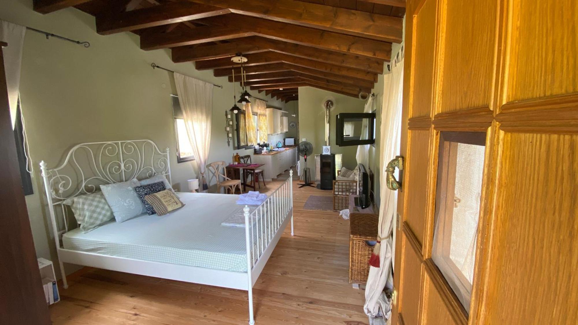 Little Garden Cabin Perivolaki Екстер'єр фото